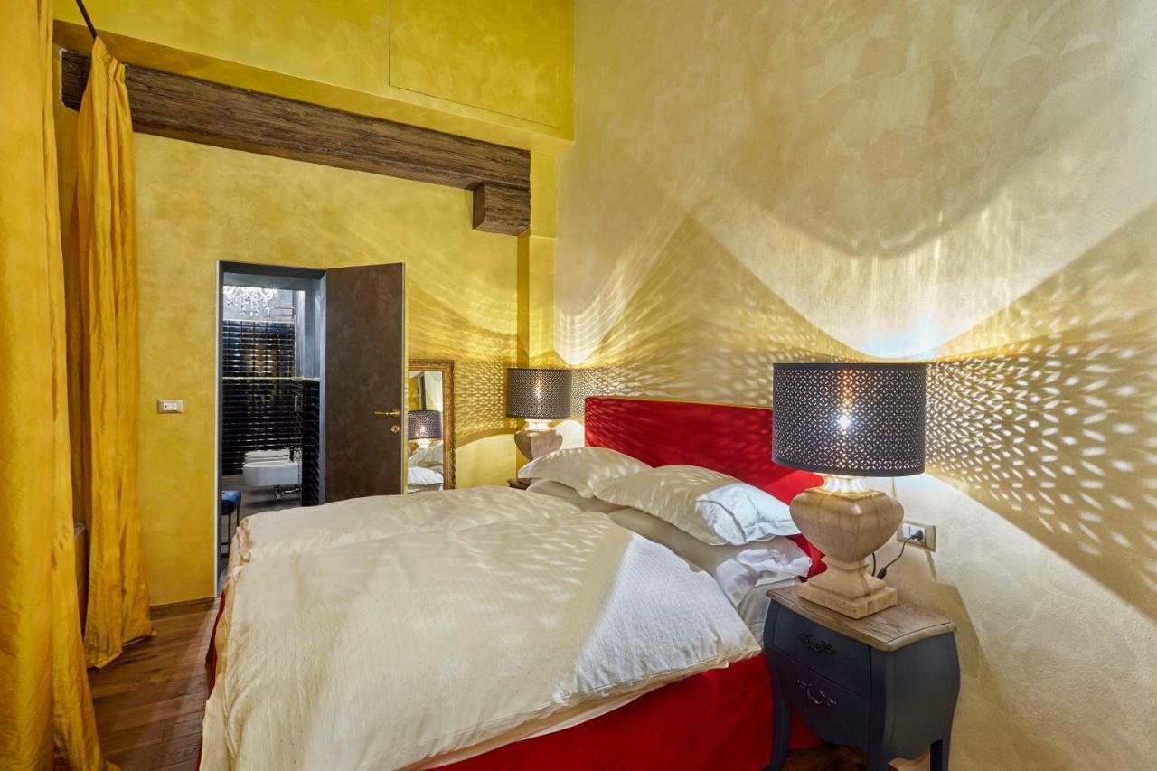 Palazzo Di Alcina - Residenza D'Epoca - Luxury- Bed & Breakfast Bologna Eksteriør bilde