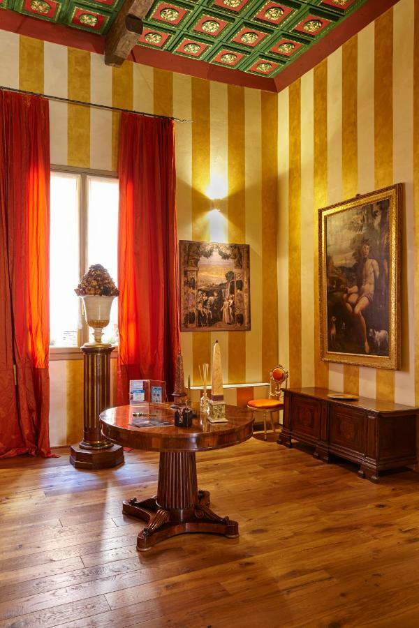 Palazzo Di Alcina - Residenza D'Epoca - Luxury- Bed & Breakfast Bologna Eksteriør bilde